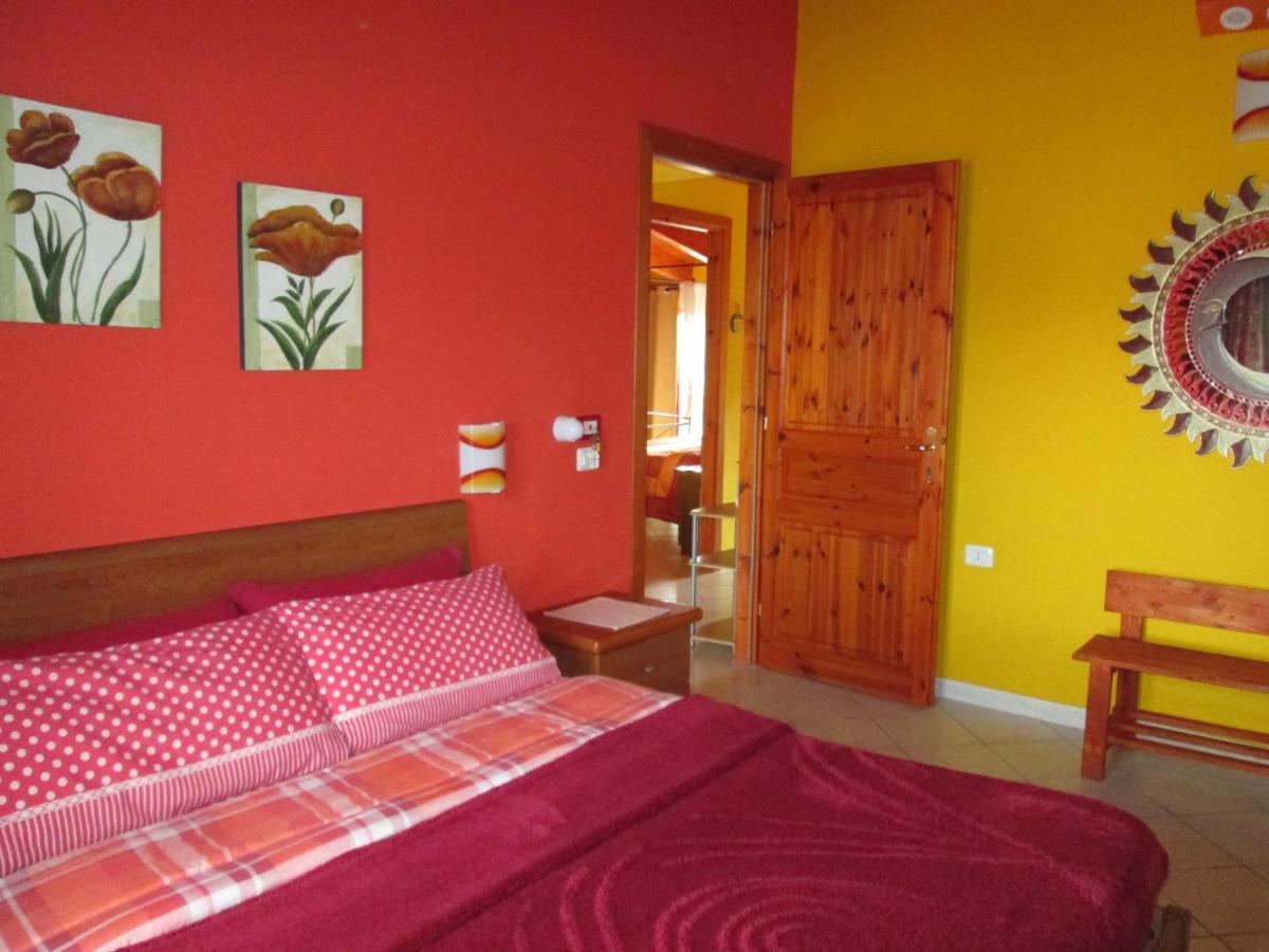 B&B Le Terrazze Isola Di S. Antioco Sant'Antioco Exterior photo